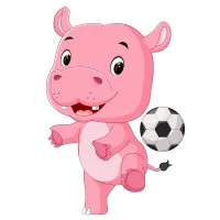 Цветной вариант раскраски бегемотик играет в футбол