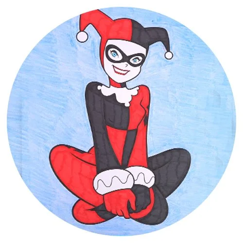 Цветной вариант раскраски харли квинн в костюме шута