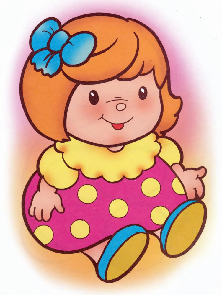 Цветной вариант раскраски кукла в платье с бантиком