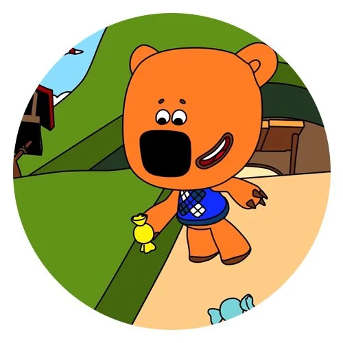 Цветной вариант раскраски ми-ми-мишки кеша на горке