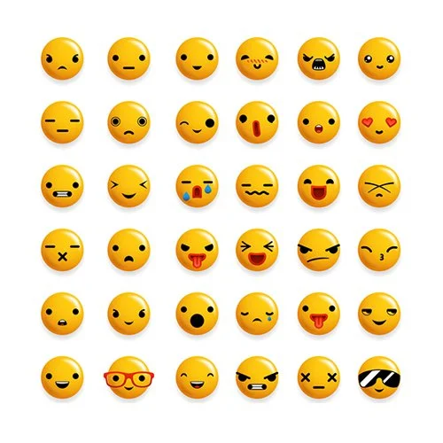 Цветной вариант раскраски много смайлов